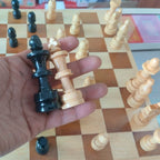 AJEDREZ ARTESANAL MADERA 30 CM