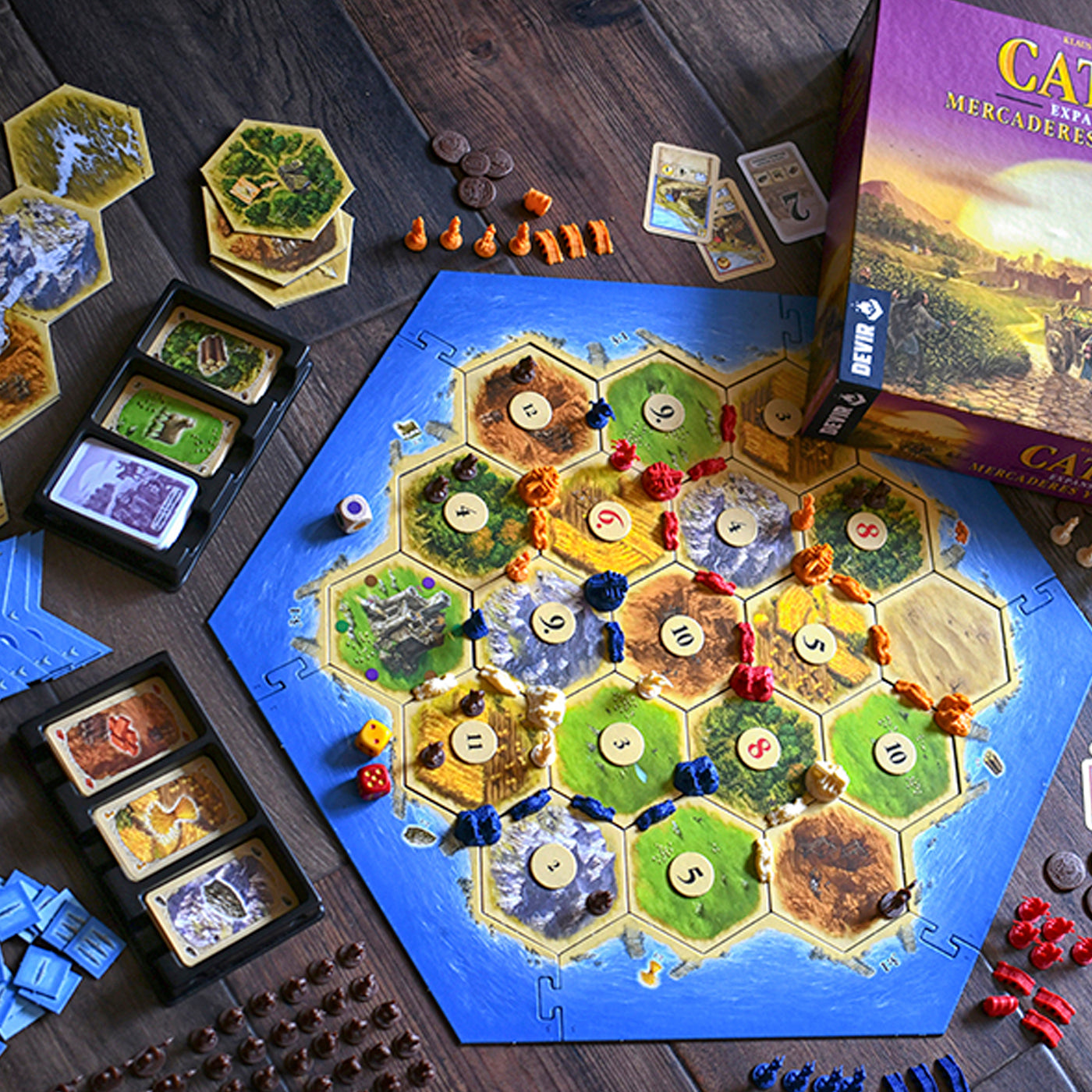 CATAN MERCADERES Y BARBAROS - EXPANSION JUEGO MESA