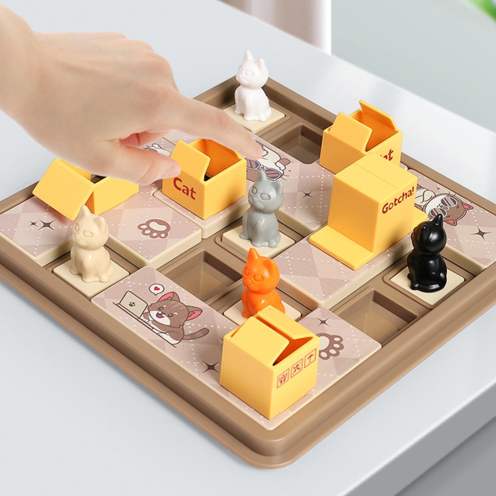 GATOS Y CAJAS - JUEGO DE MESA